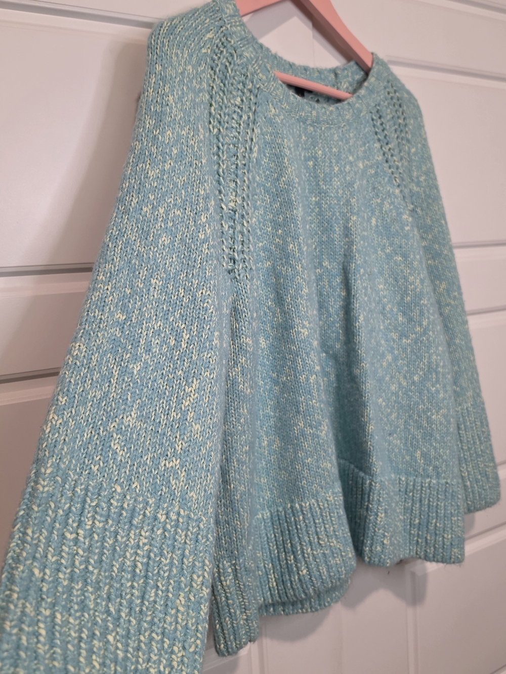 Talbots Blue Knit Sweater Size Large Womens - Picture 2 of 7